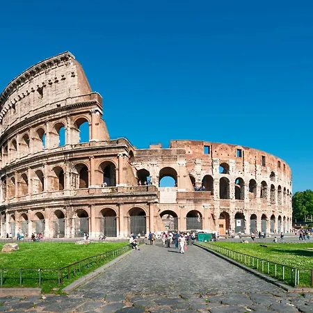 Inside By Dot 4* Roma