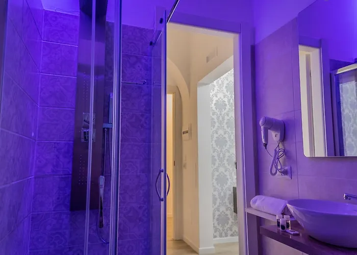Inside רומא